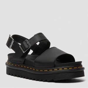 VOSS WOMEN'S LEATHER STRAP
SANDALS dr martens